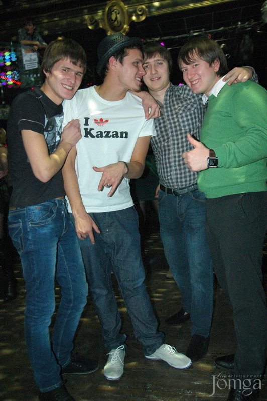 Фотография с DJ Дан в Батыр