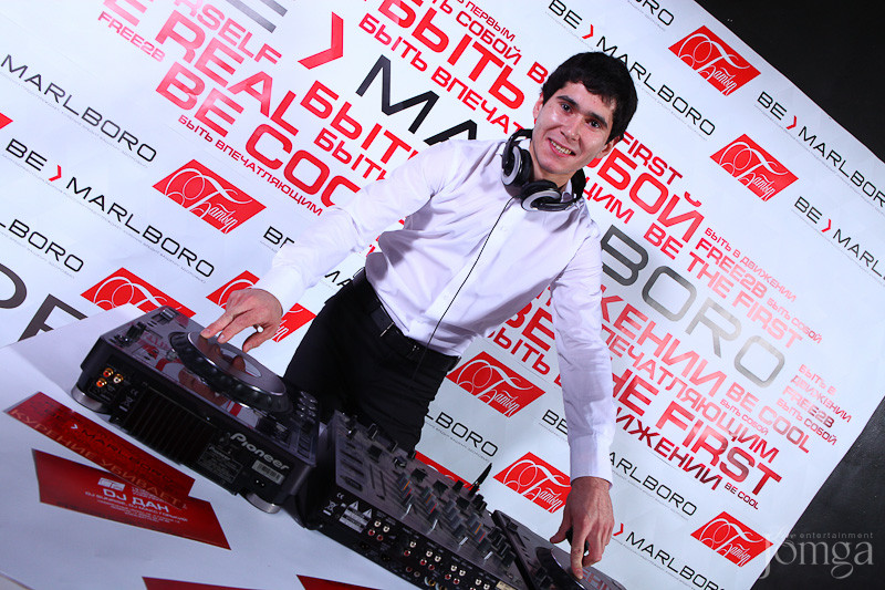 Фотография с DJ Дан в Батыр