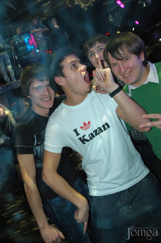 Фотография с DJ Дан в Батыр