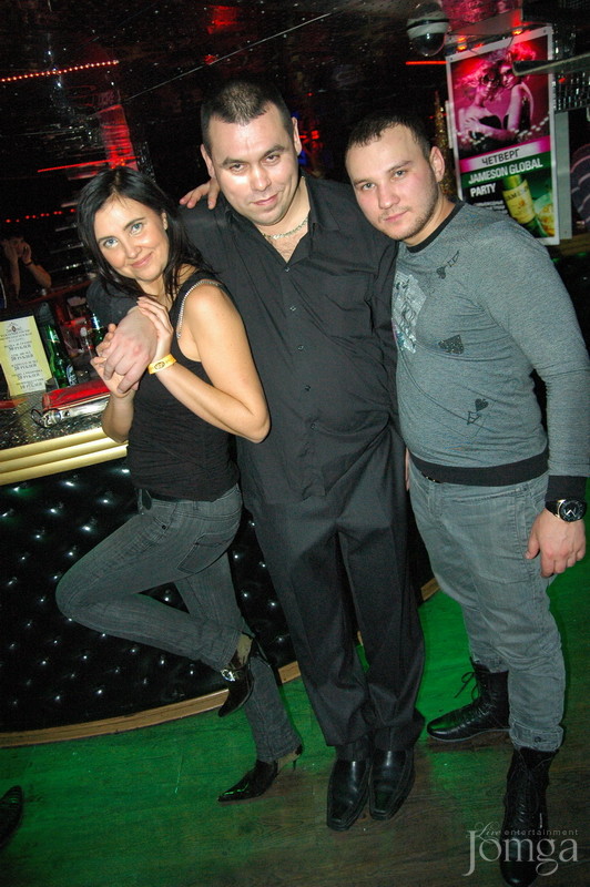 Фотография с DJ Дан в Батыр