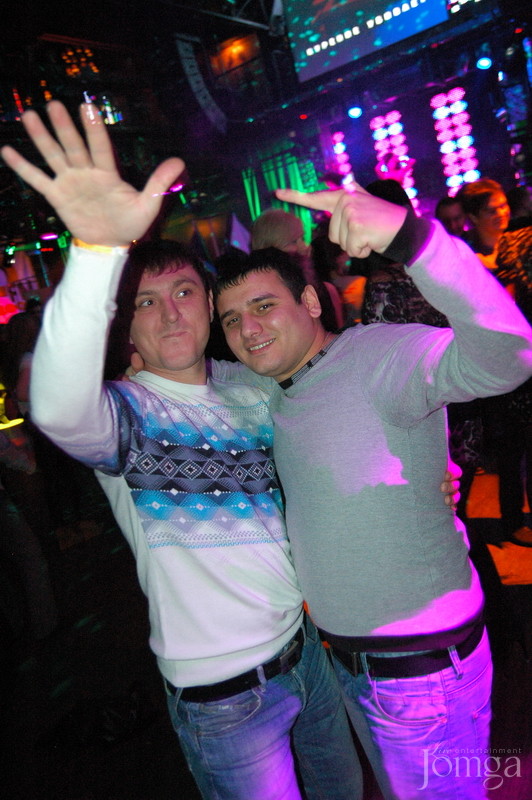 Фотография с DJ Дан в Батыр