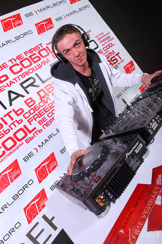 Фотография с DJ Дан в Батыр