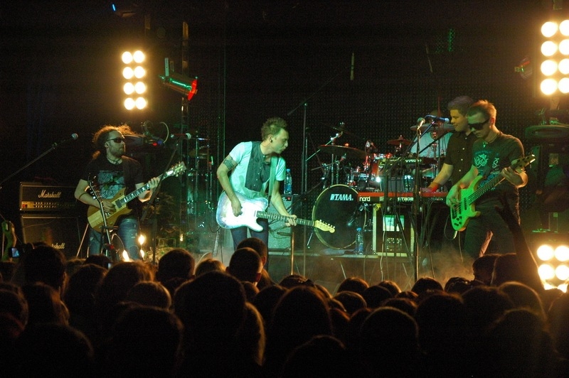 Фотография с Концерт группы Звери в Батыр