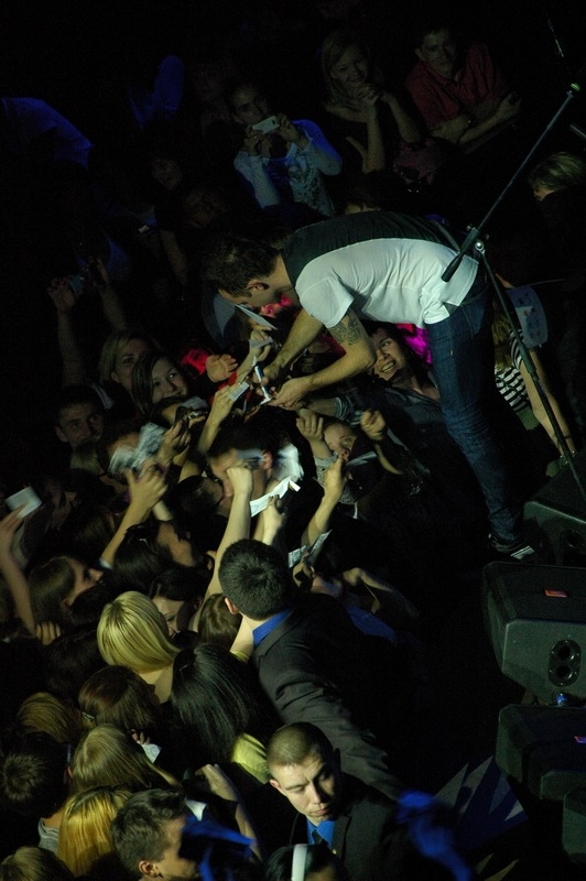 Фотография с Концерт группы Звери в Батыр