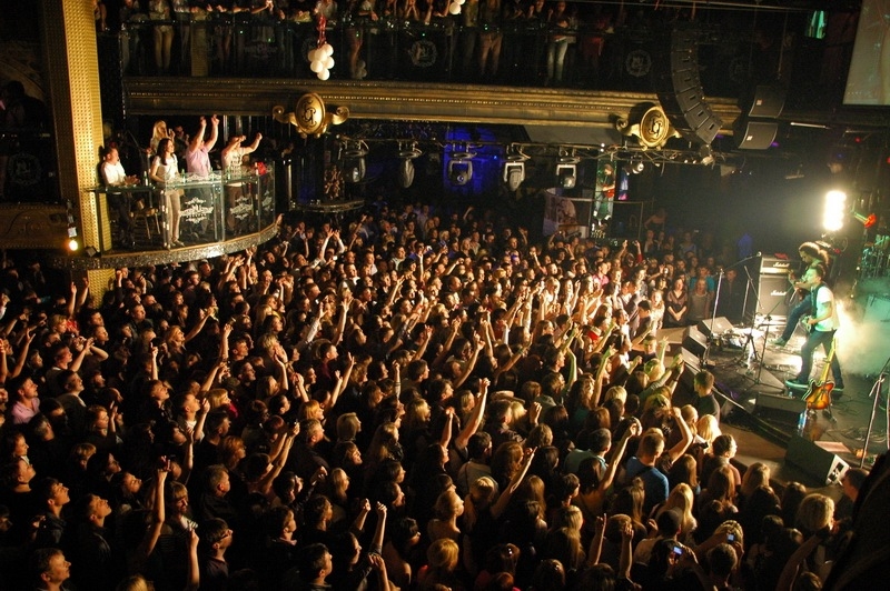 Фотография с Концерт группы Звери в Батыр