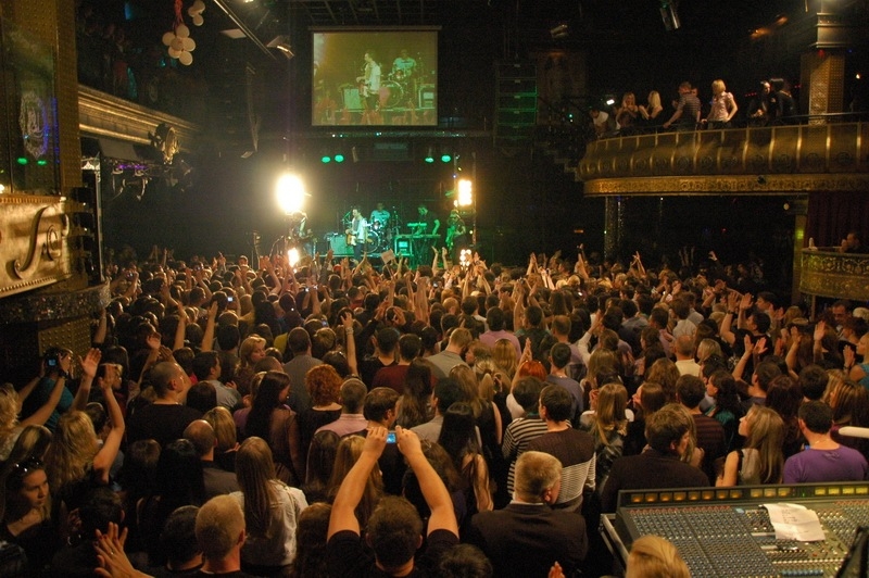 Фотография с Концерт группы Звери в Батыр