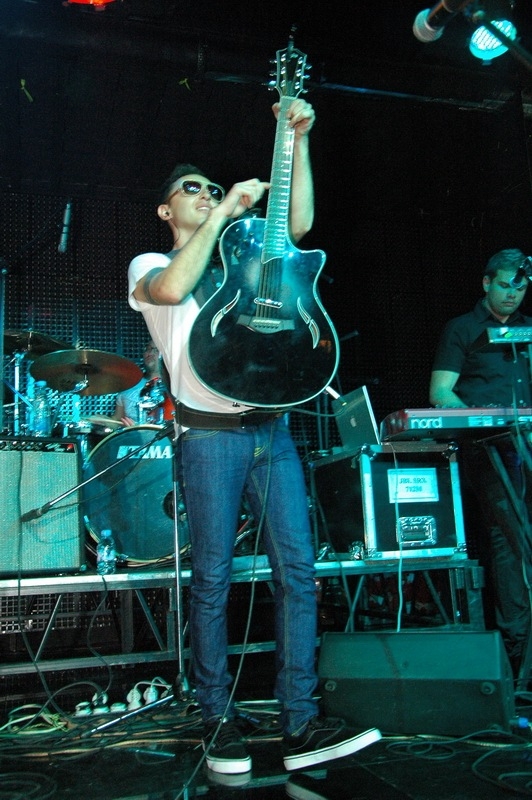 Фотография с Концерт группы Звери в Батыр