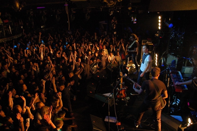 Фотография с Концерт группы Звери в Батыр