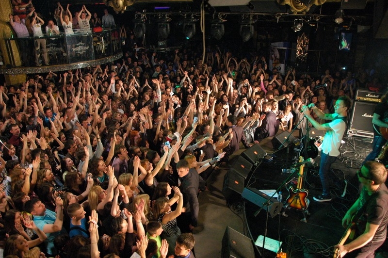 Фотография с Концерт группы Звери в Батыр