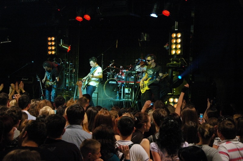 Фотография с Концерт группы Звери в Батыр