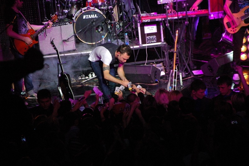 Фотография с Концерт группы Звери в Батыр