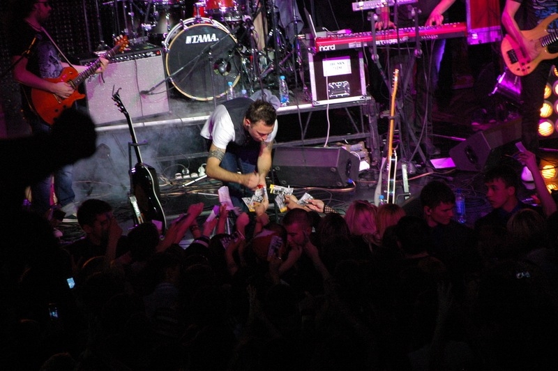 Фотография с Концерт группы Звери в Батыр