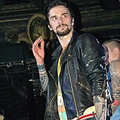 Quest Pistols фото 34