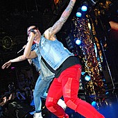 Quest Pistols фото 71