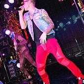 Quest Pistols фото 75