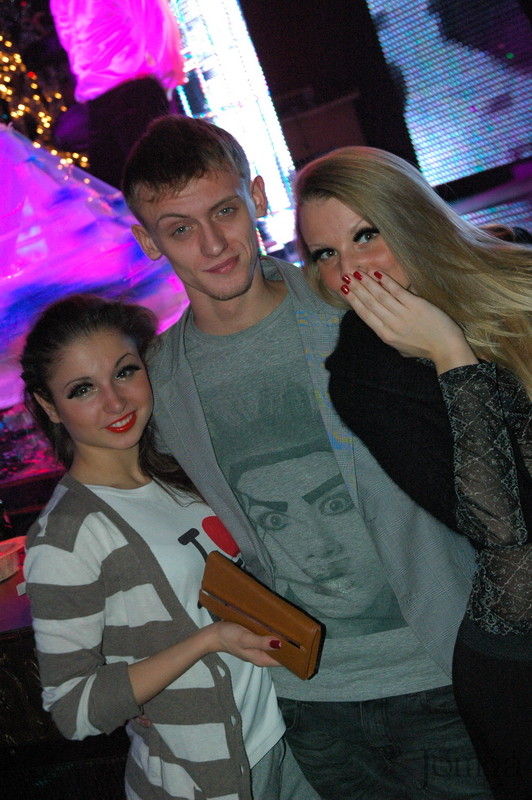 Фотография с ЛЮБОВЬ ВНЕ ВРЕМЕНИ в Батыр