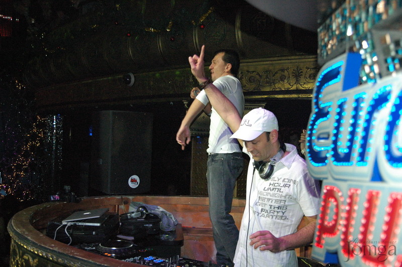 Фотография с ЛЮБОВЬ ВНЕ ВРЕМЕНИ в Батыр