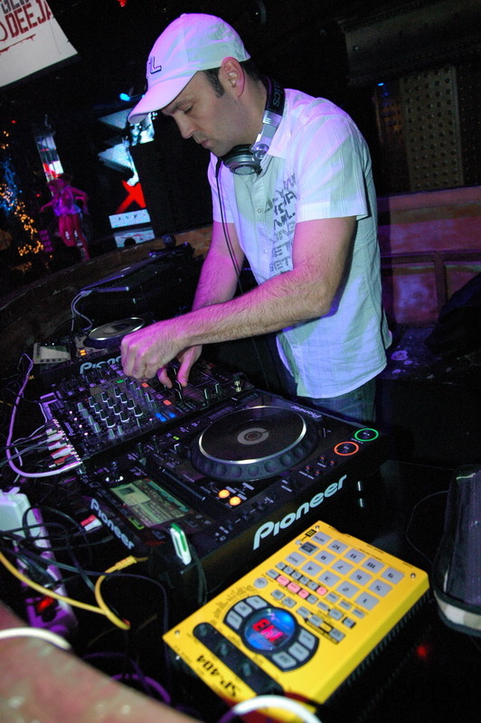 Фотография с ЛЮБОВЬ ВНЕ ВРЕМЕНИ в Батыр