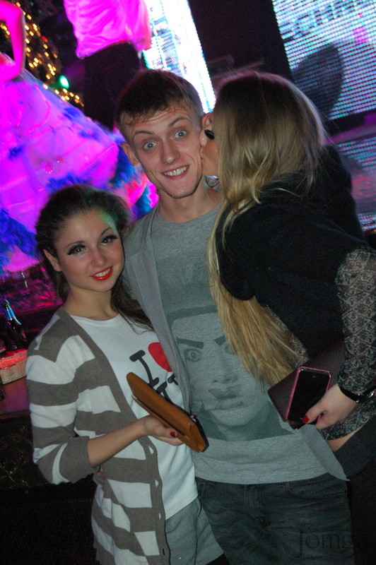 Фотография с ЛЮБОВЬ ВНЕ ВРЕМЕНИ в Батыр