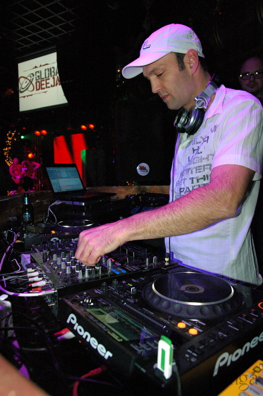 Фотография с ЛЮБОВЬ ВНЕ ВРЕМЕНИ в Батыр