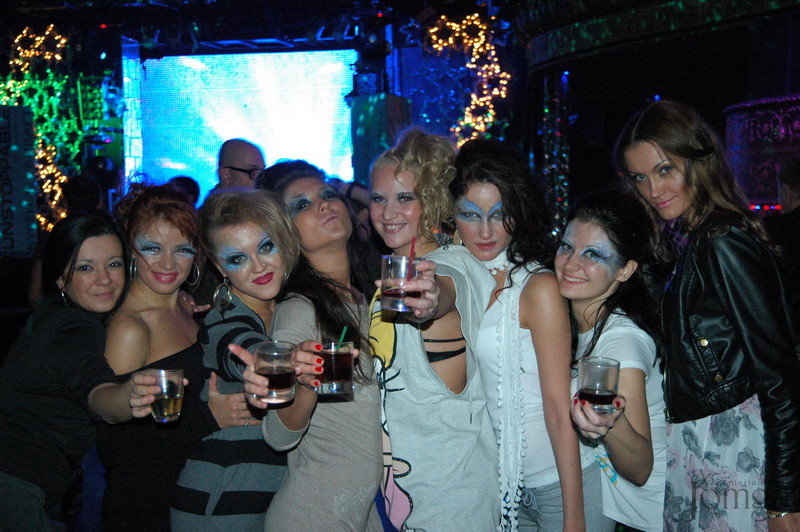 Фотография с ЛЮБОВЬ ВНЕ ВРЕМЕНИ в Батыр