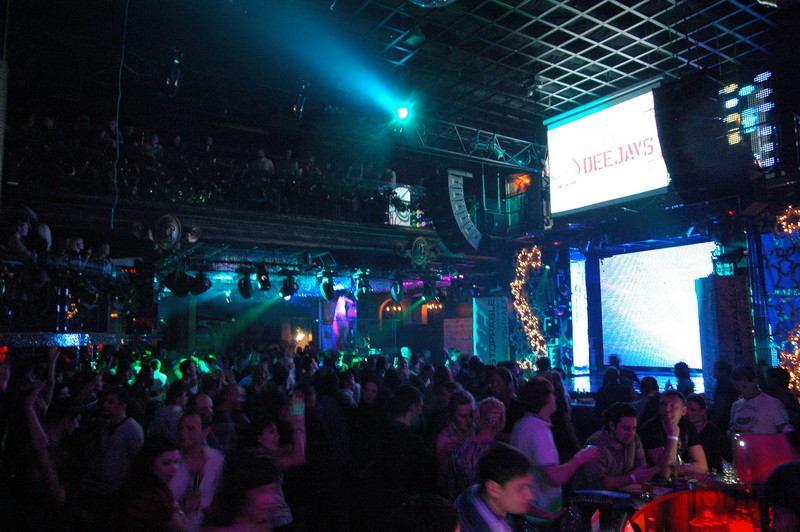 Фотография с ЛЮБОВЬ ВНЕ ВРЕМЕНИ в Батыр