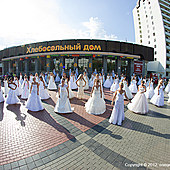 Парад невест 2012 фото 12