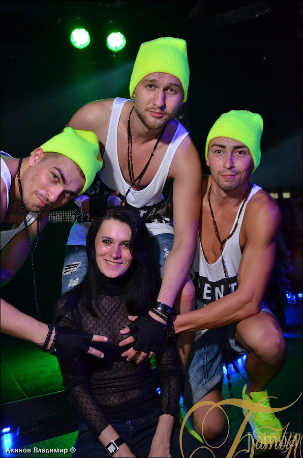 Фотография с МЫ ЗНАЕМ, ЧТО ВЫ ДЕЛАЛИ ЭТИМ ЛЕТОМ! в Батыр