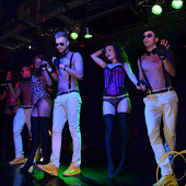 МЫ ЗНАЕМ, ЧТО ВЫ ДЕЛАЛИ ЭТИМ ЛЕТОМ! фото 76