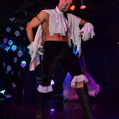 HOUSE C ПРИВИДЕНИЯМИ фото 49