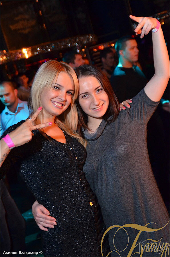 Фотография с ТАНЦУЙ И ПОВИНУЙСЯ! в Батыр