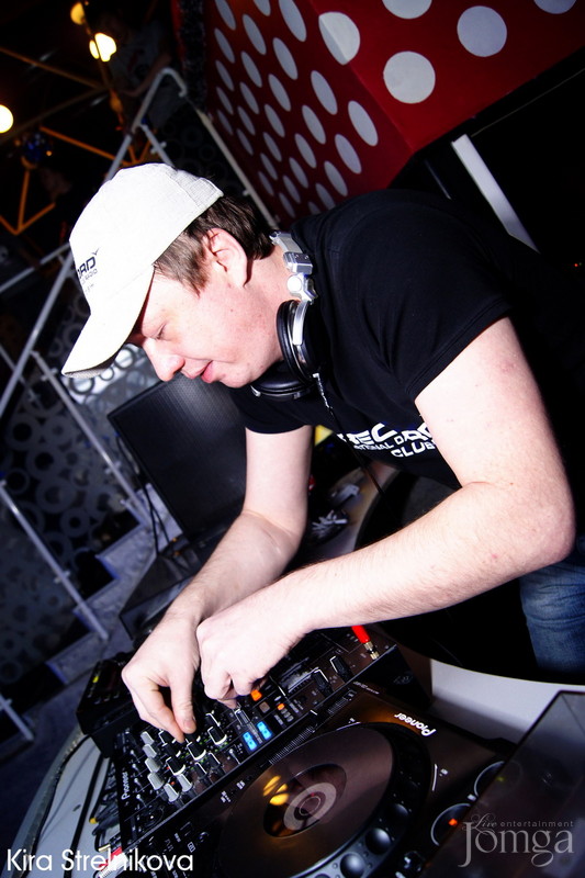 Фотография с DJ ПИОНЕР г. КАЗАНЬ в Пятерочка