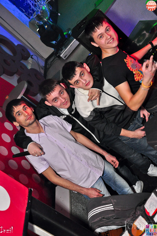 Фотография с R&B проект "Candy Shop" (DJ Range) в Пятерочка