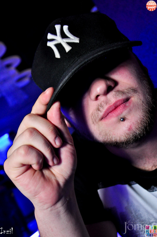 Фотография с R&B проект "Candy Shop" (DJ Range) в Пятерочка