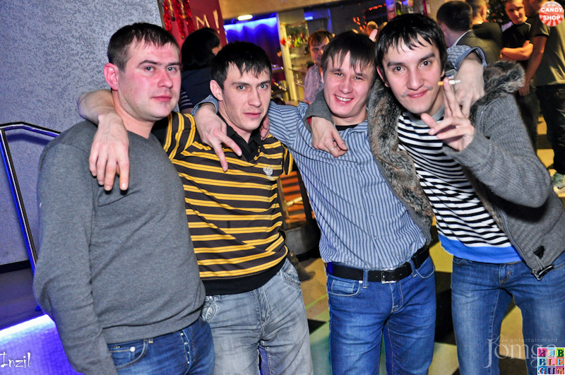 Фотография с R&B проект "Candy Shop" (DJ Range) в Пятерочка