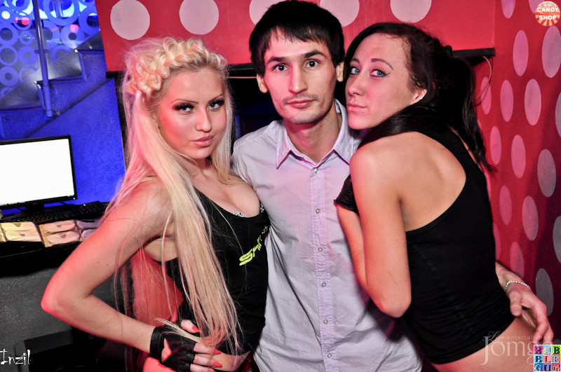 Фотография с R&B проект "Candy Shop" (DJ Range) в Пятерочка