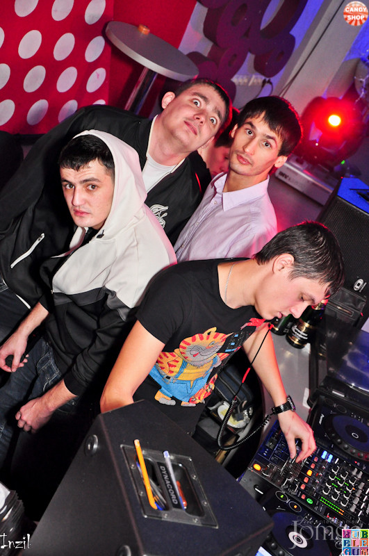 Фотография с R&B проект "Candy Shop" (DJ Range) в Пятерочка