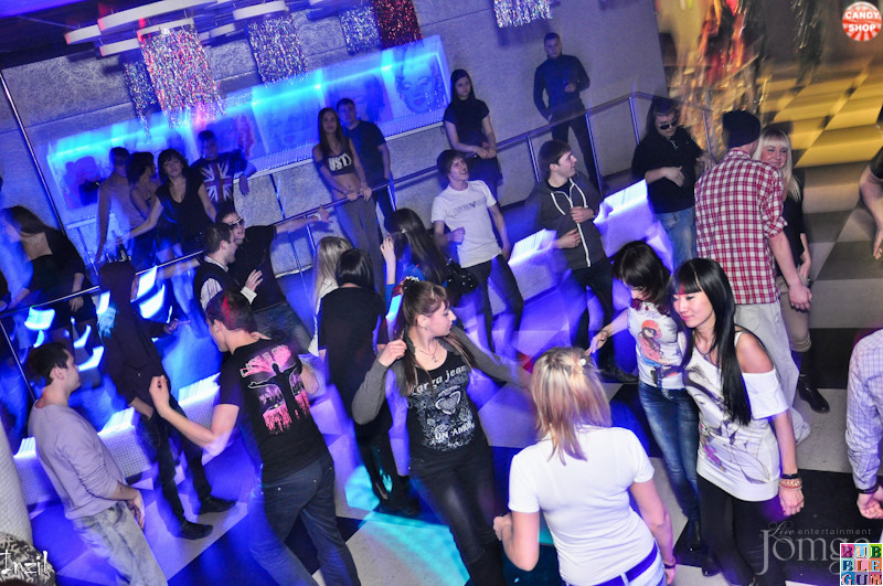 Фотография с R&B проект "Candy Shop" (DJ Range) в Пятерочка