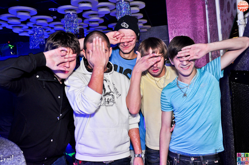 Фотография с R&B проект "Candy Shop" в Пятерочка