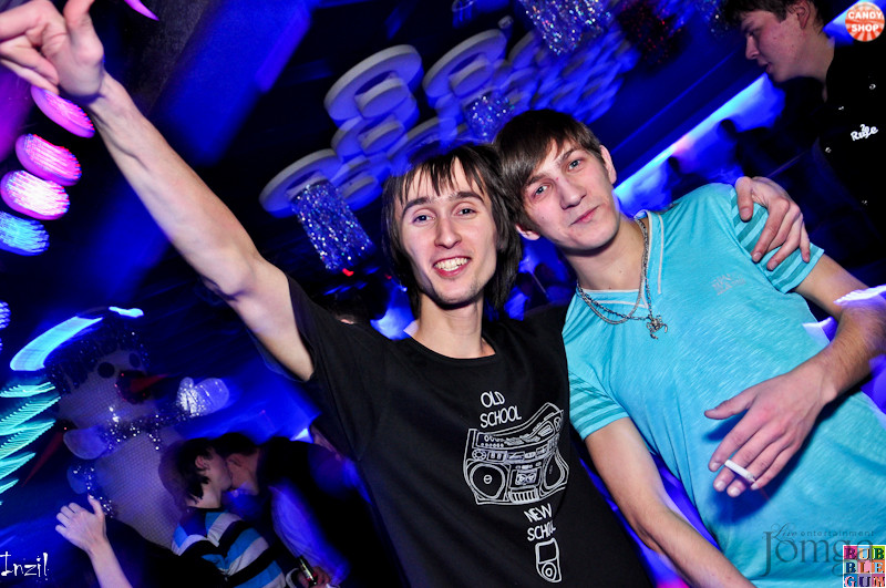 Фотография с R&B проект "Candy Shop" в Пятерочка