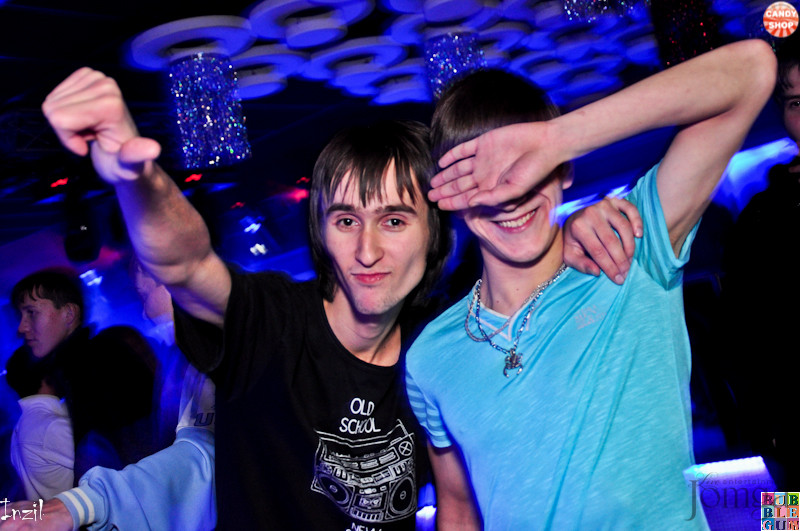 Фотография с R&B проект "Candy Shop" в Пятерочка