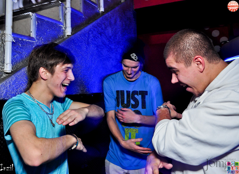 Фотография с R&B проект "Candy Shop" в Пятерочка