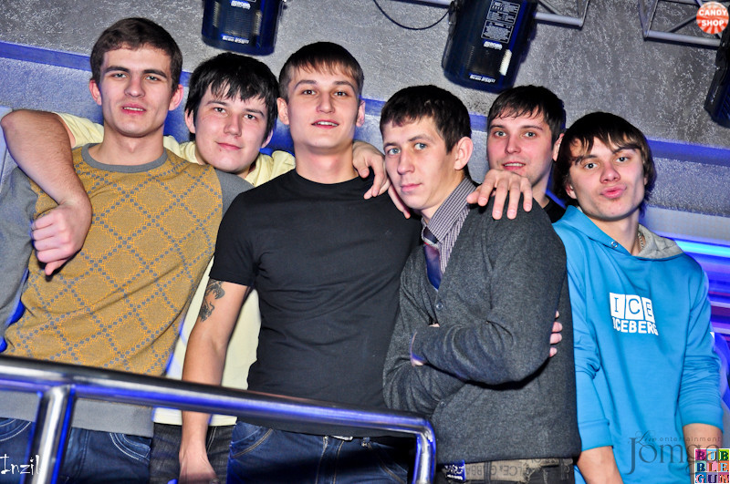 Фотография с R&B проект "Candy Shop" в Пятерочка