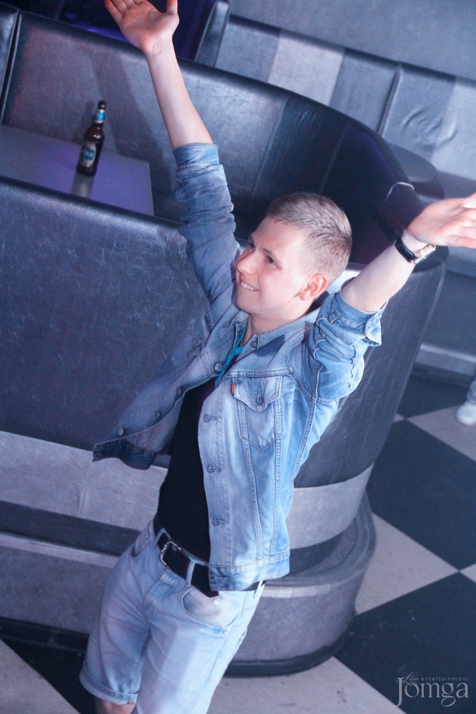 Фотография с ТВОЙ ВЫПУСКНОЙ БУБЛЬ ГУМ! в Пятерочка