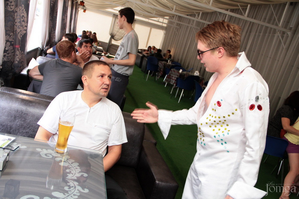 Фотография с ОТКРЫТИЕ КАРАОКЕ-БАРА  «ELVIS»!!! в Пятерочка