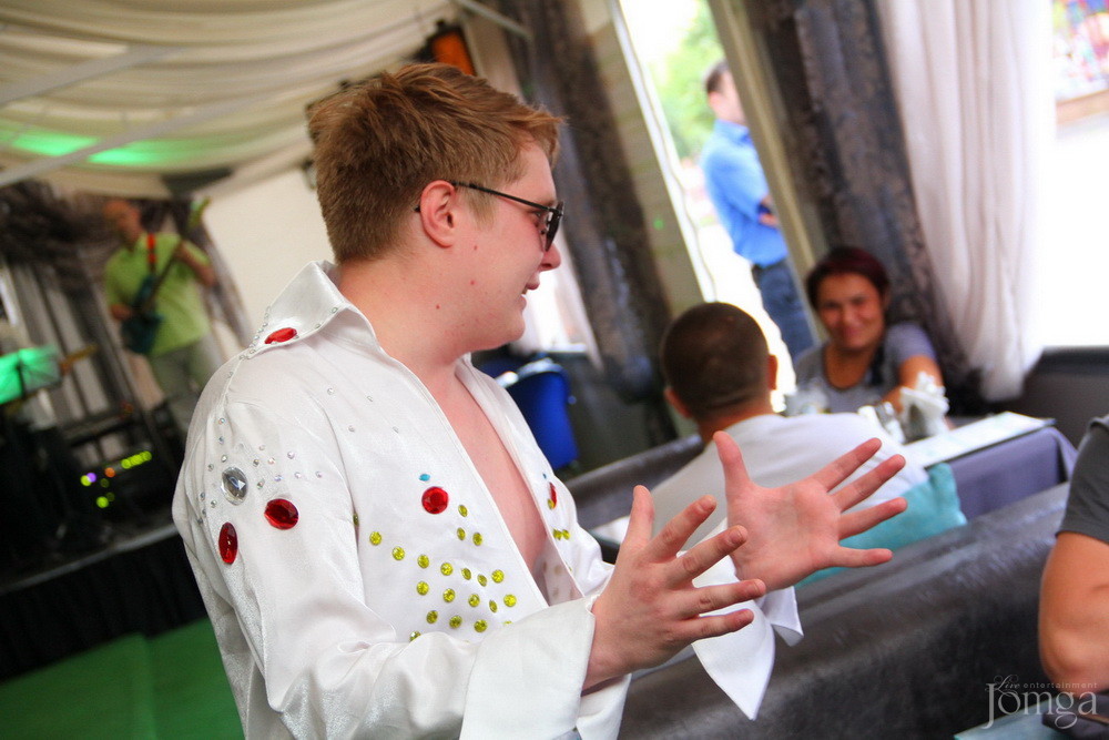 Фотография с ОТКРЫТИЕ КАРАОКЕ-БАРА  «ELVIS»!!! в Пятерочка