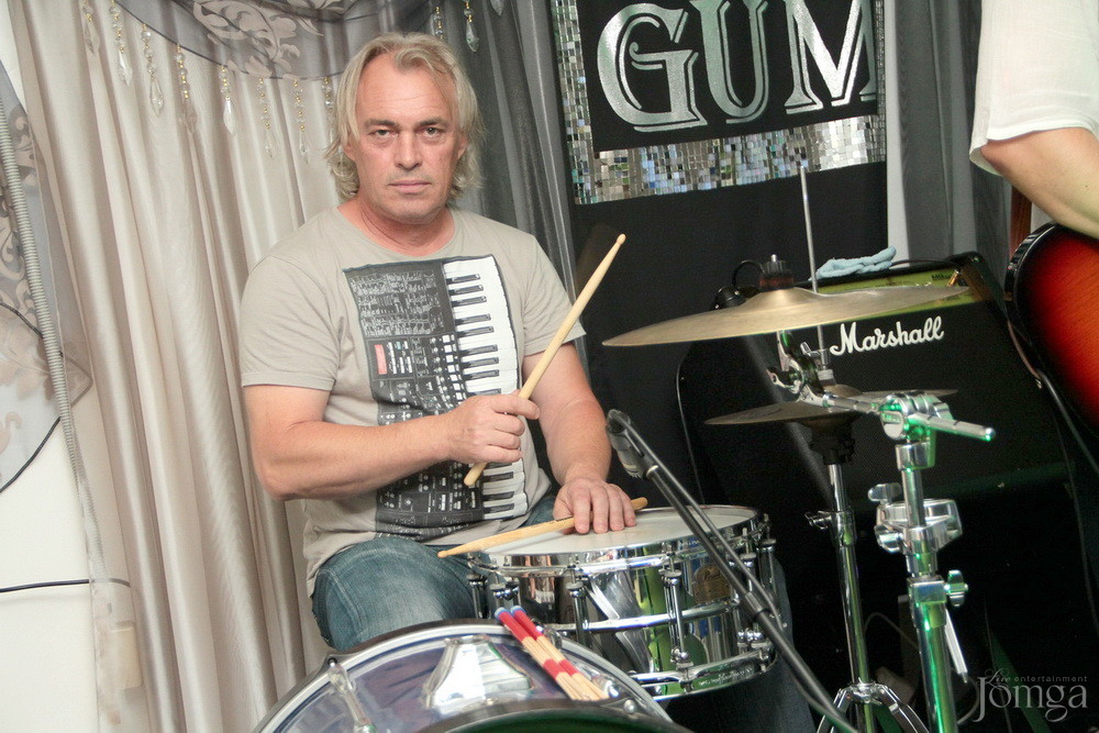 Фотография с ОТКРЫТИЕ КАРАОКЕ-БАРА  «ELVIS»!!! в Пятерочка