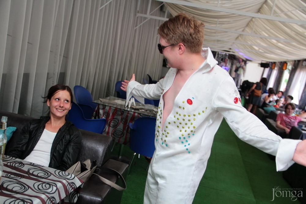 Фотография с ОТКРЫТИЕ КАРАОКЕ-БАРА  «ELVIS»!!! в Пятерочка