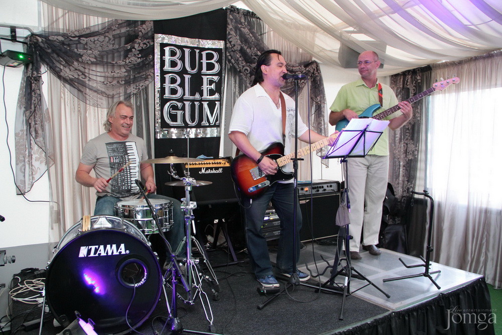 Фотография с ОТКРЫТИЕ КАРАОКЕ-БАРА  «ELVIS»!!! в Пятерочка