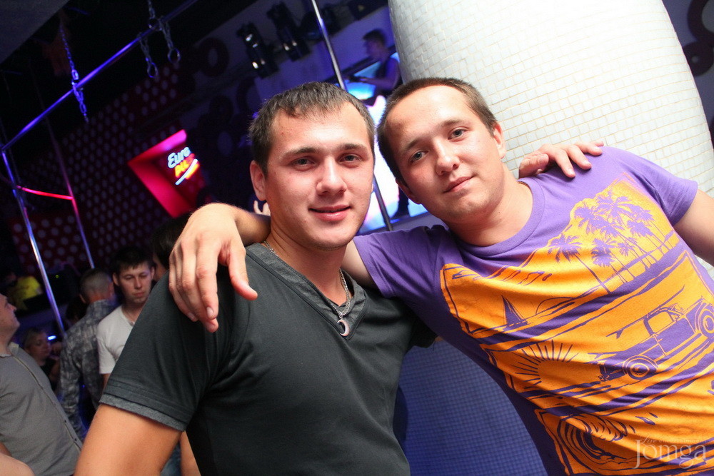 Фотография с ДЕНДИ 8 БИТ в Пятерочка